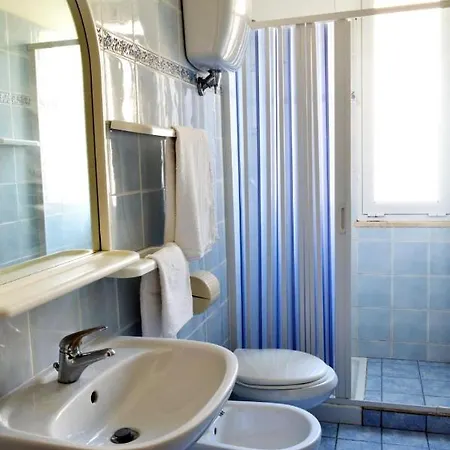 In Guest - New Cirene Big Quadruple 4 People Half Package * Rimini